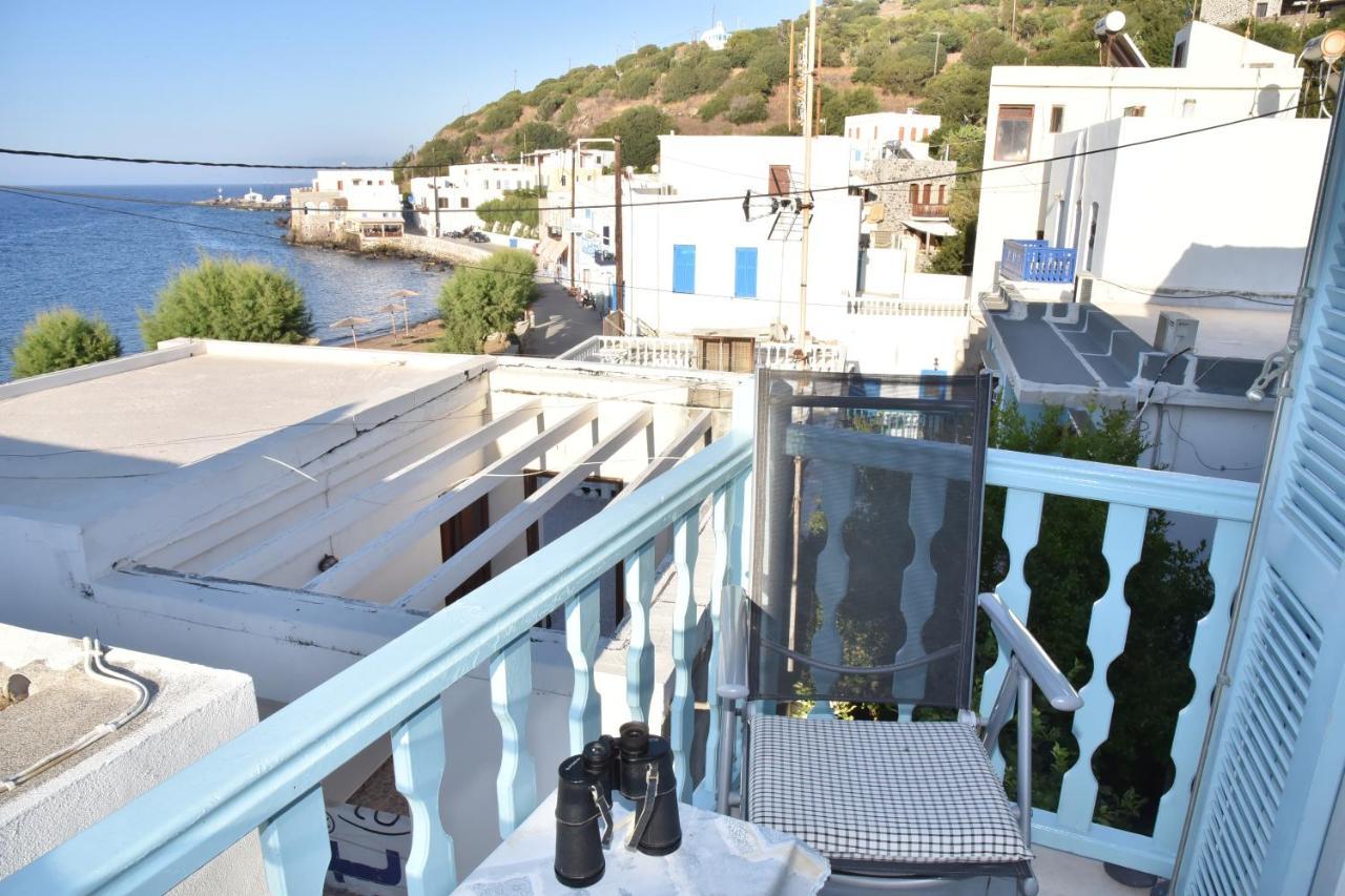 Traditional House By The Sea Mandrákion Eksteriør billede